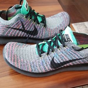 Nike Free RN Flyknit